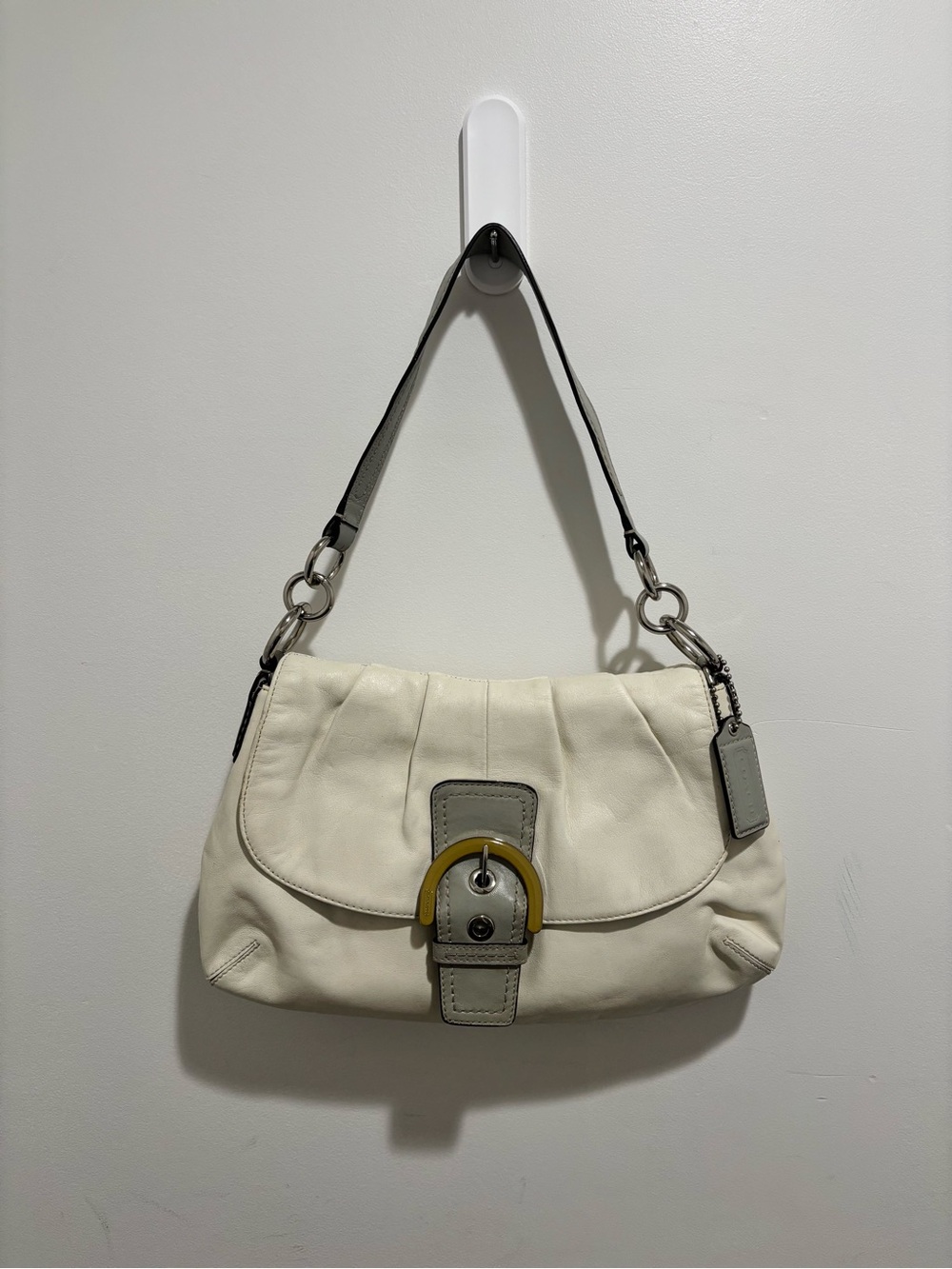 Vintage Y2K Coach Soho Pleated White Leather Flap Shoulder Bag, Buckle Accent, M